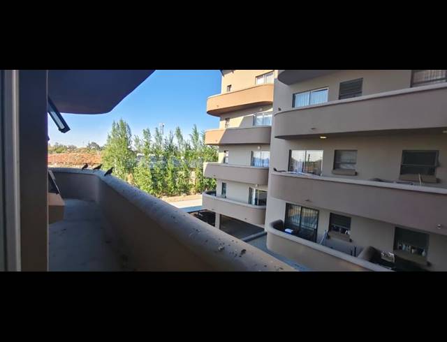 1 BEDROOM PROPERTY TO RENT IN DIE BULT